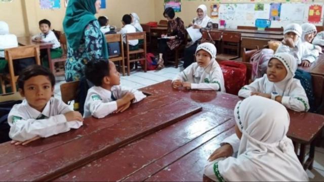 biaya sekolah